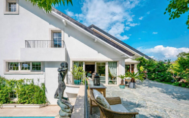 Villa 10 pièces - image - 1