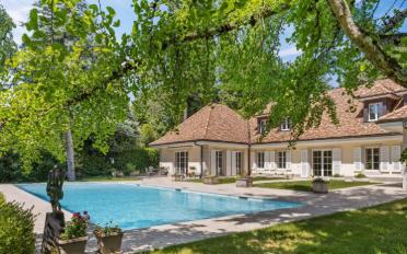 Villa 10 pièces - image - 4