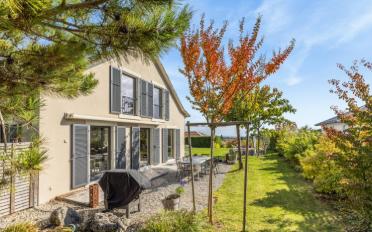 Einfamilienhaus 10.5 Zimmer - image - 2