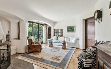 Single house 10 rooms - image - 7