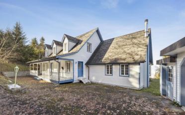Villa 8.5 pièces - image - 1