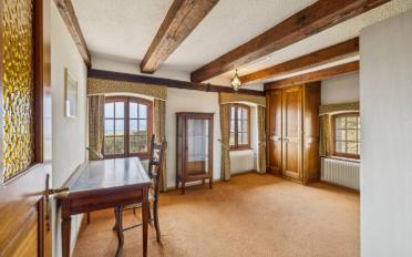 Einfamilienhaus 8.5 Zimmer - image - 8