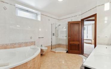Apartment 5.5 rooms - image - 12