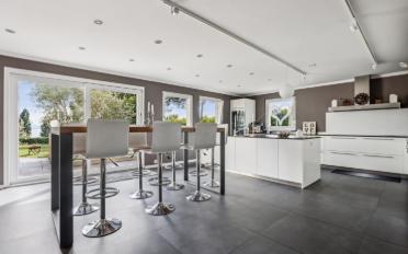 Maison 11 pièces - image - 4