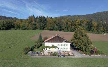 Farm house 11 rooms - image - 1