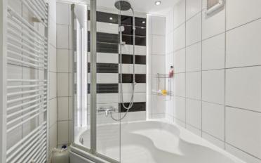 Einfamilienhaus 7.5 Zimmer - image - 11