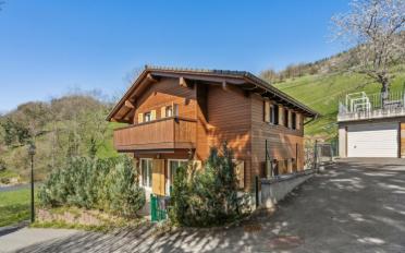 Chalet 5.5 pièces - image - 1
