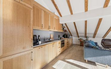 Apartment 4 rooms - image - 8