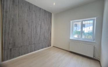 Single house 8 rooms - image - 11