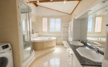 Single house 8 rooms - image - 9