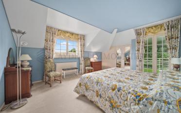 Maison 9 pièces - image - 4
