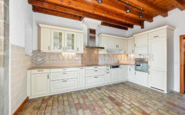 Single house 10 rooms - image - 8