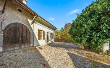 Single house 10 rooms - image - 4