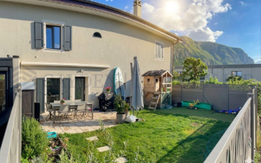Single house 6 rooms - image - 2