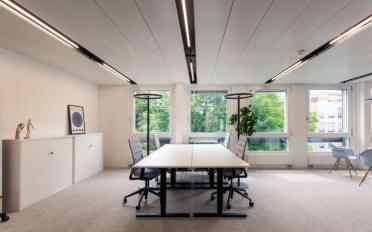 Office - image - 8