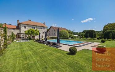 Château 18 pièces - image - 3
