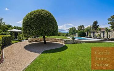 Château 18 pièces - image - 11