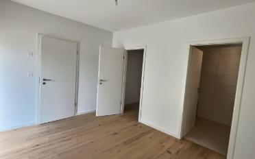 Apartment 4.5 rooms - image - 8