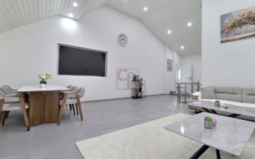 Maison 7.5 pièces - image - 2