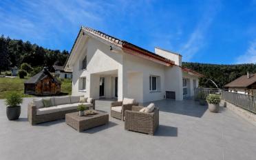Villa 6.5 pièces - image - 1