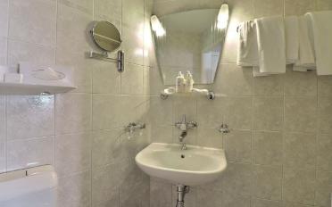 Apartment 2.5 rooms - image - 7