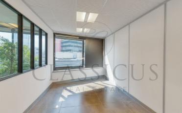 Office - image - 6