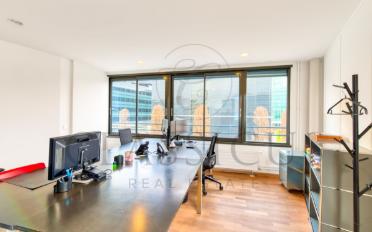 Bureau - image - 1