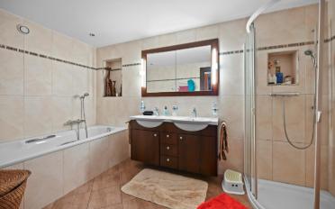 Maison 7.5 pièces - image - 3