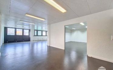 Office - image - 1