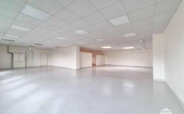 Office - image - 4