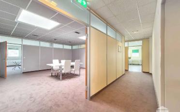 Office - image - 8