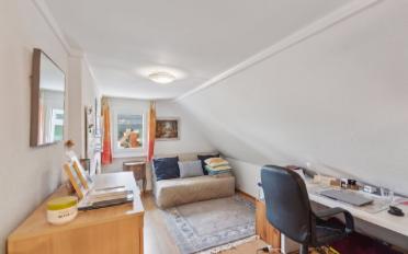 Einfamilienhaus 7.5 Zimmer - image - 3