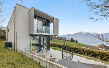 Einfamilienhaus 6.5 Zimmer - image - 1