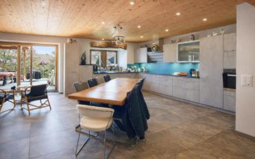 Einfamilienhaus 8.5 Zimmer - image - 2