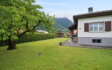 Einfamilienhaus 4.5 Zimmer - image - 1