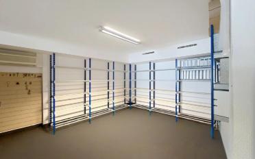 Office - image - 4