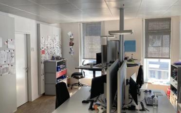 Office - image - 5