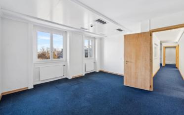 Office - image - 9