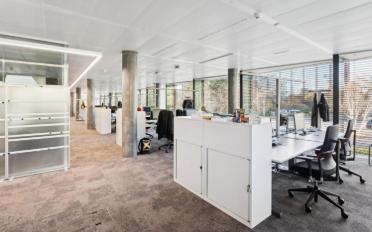 Office - image - 8