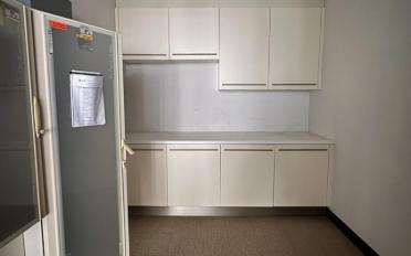 Office - image - 7