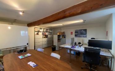 Office - image - 8