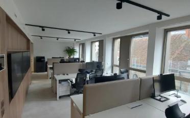 Bureau - image - 2