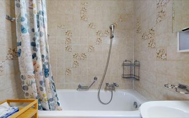 Furnished flat 2.5 rooms - image - 5