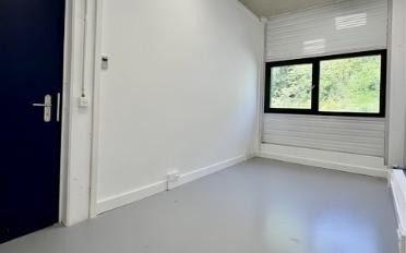 Bureau - image - 1