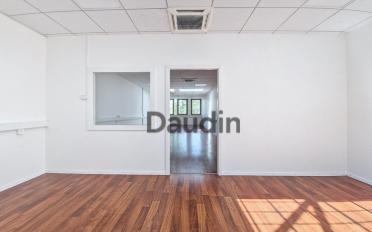 Bureau - image - 1