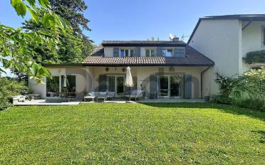 Maison 9 pièces - image - 1