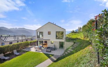 Villa 4.5 Zimmer - image - 1