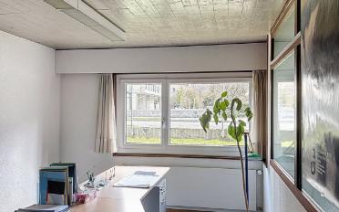 Office - image - 1