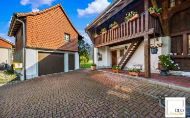 Einfamilienhaus 7.5 Zimmer - image - 3