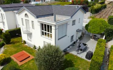 Doppeleinfamilienhaus 5.5 Zimmer - image - 1